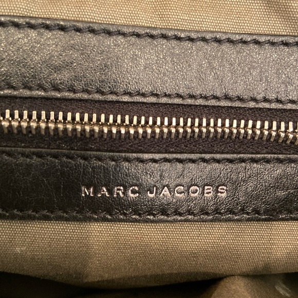 Marc by Marc Jacobs leather shoulder bag - Picture 6 of 6